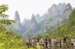错峰旅游,错峰出行，畅享宁静假期